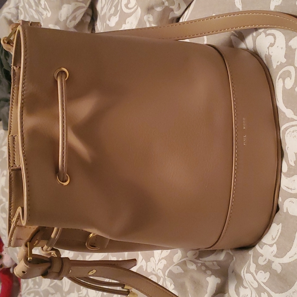 Pixie Mood Amber bucket bag boho